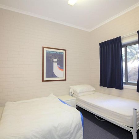 Summit 13 35 Clyde Street Apartment Jindabyne Bagian luar foto