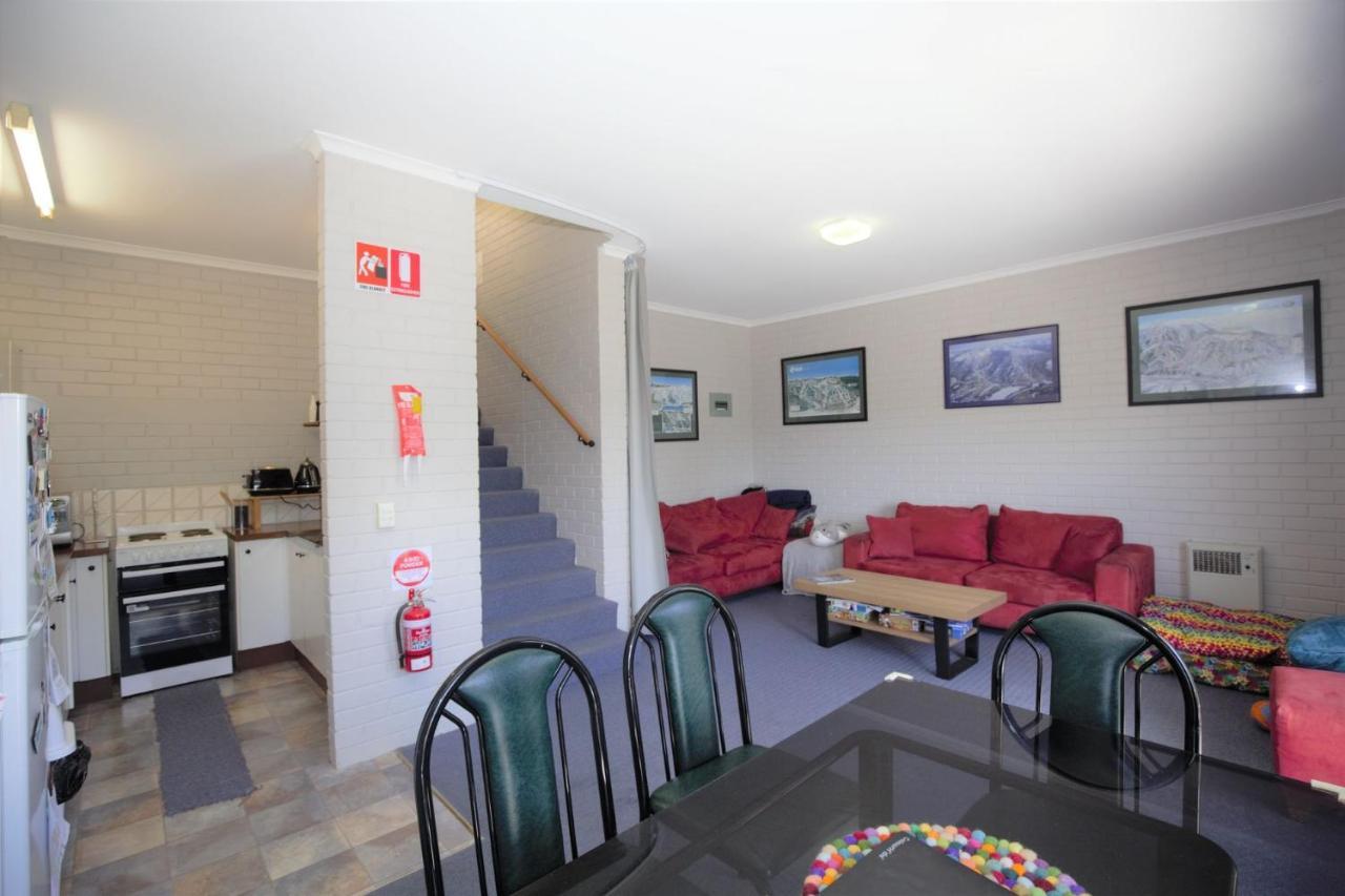 Summit 13 35 Clyde Street Apartment Jindabyne Bagian luar foto